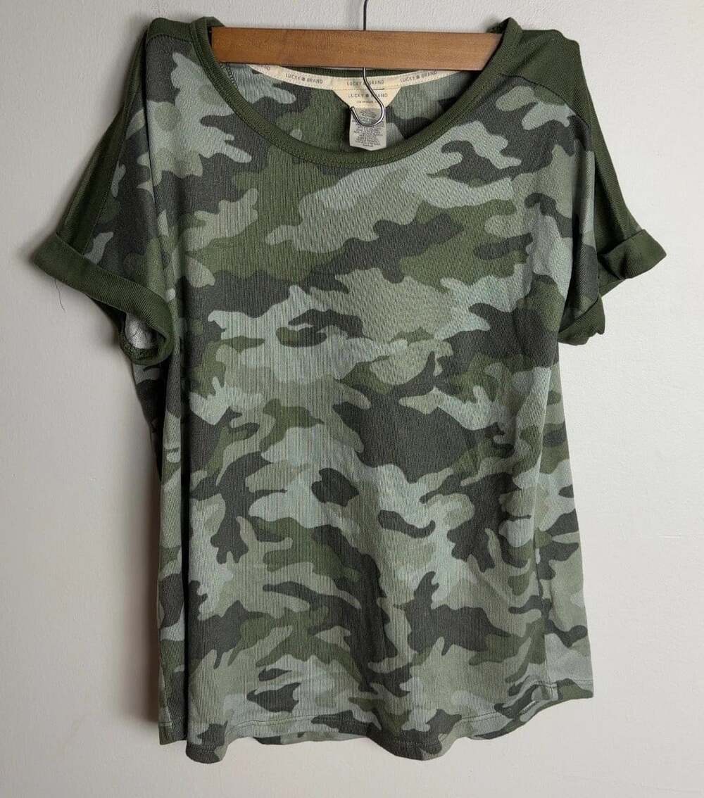 Lucky Brand Camo Pajama Lounge 4 Piece Set Size Medium Elastic Waist Women’s